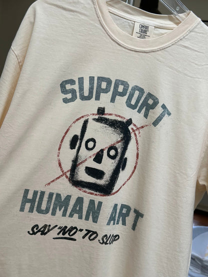 Unterstützen Sie die Kunst des Menschen – Schweres Crewneck-T-Shirt
