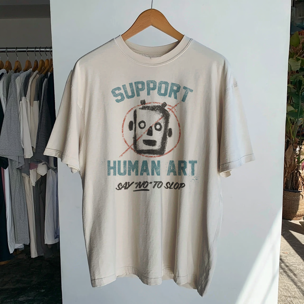 Unterstützen Sie die Kunst des Menschen – Schweres Crewneck-T-Shirt